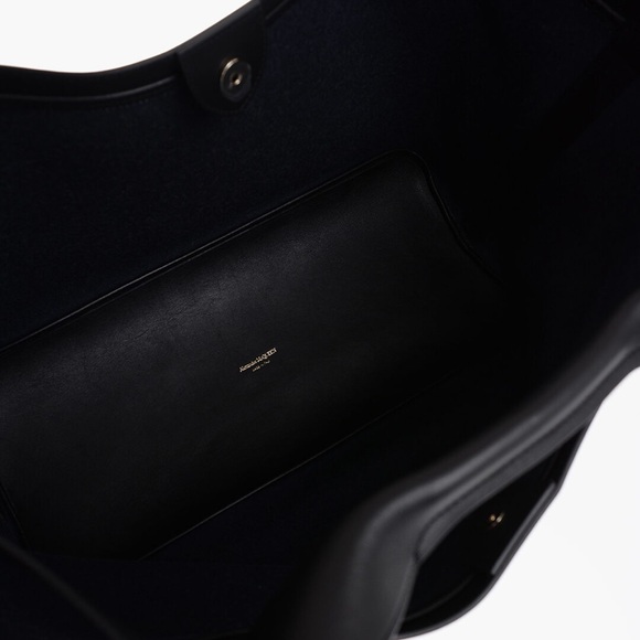 ALEXANDER MCQUEEN
DENIM THE BOW MAXI TOTE BAG WITH CLUTCH - Picture 5 of 16